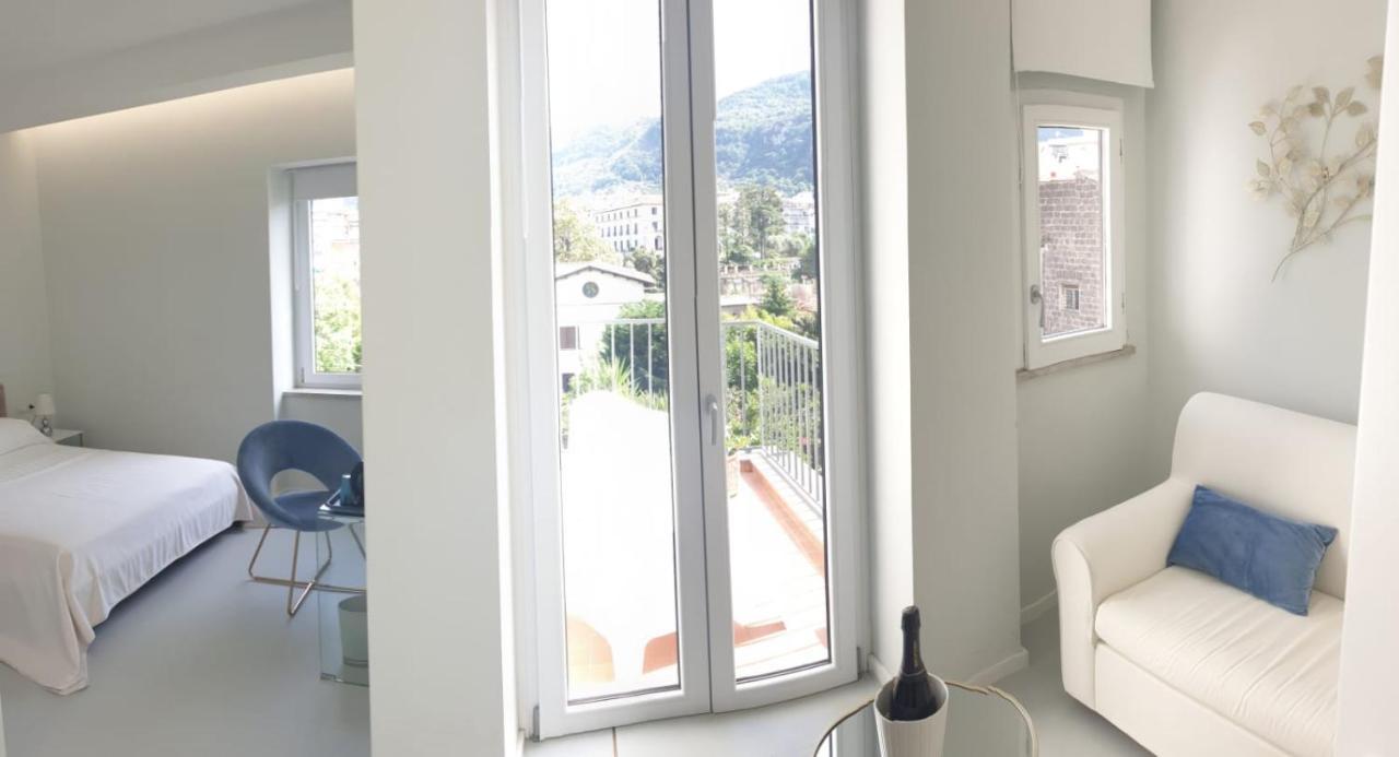 Younique Sorrento Exterior foto
